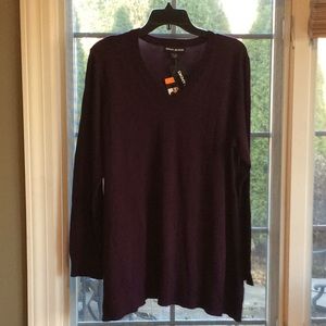NEW NWT DKNY Plum V-Neck Pullover Sweater